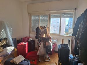 Image 9 - 852280