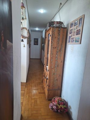 Image 11 - 852280