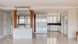 Image 11 - 852286