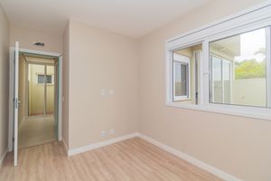 Image 19 - 852303