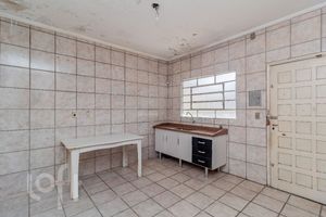 Image 31 - 852312