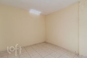 Image 15 - 852312