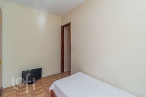 Image 10 - 852312