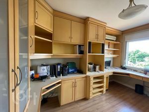 Image 13 - 852319