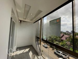 Image 17 - 852319
