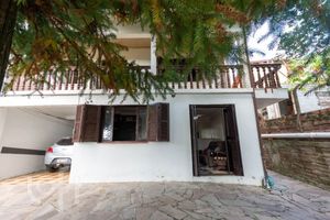 Image 3 - 852341