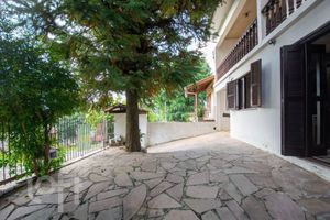 Image 1 - 852341