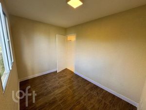 Image 8 - 852352