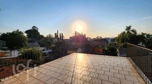 Image 3 - 852373
