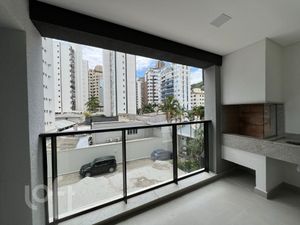 Image 3 - 852388