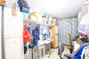 Image 17 - 852461