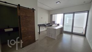 Image 9 - 852480