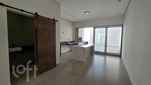 Image 5 - 852480