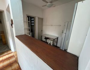 Image 3 - 852494