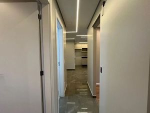 Image 11 - 852510