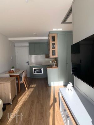 Image 21 - 852523