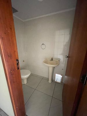 Image 3 - 852538