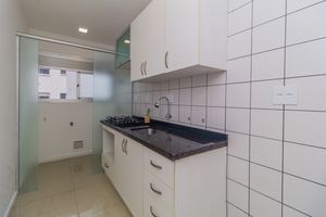 Image 21 - 852539