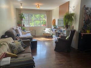 Image 3 - 852559