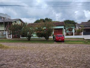 Image 5 - 852563