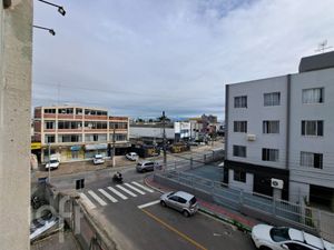 Image 14 - 852567