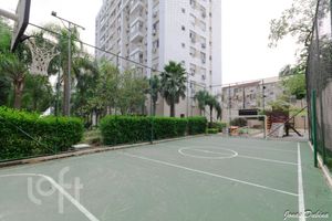 Image 36 - 852580