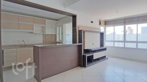 Image 19 - 852607