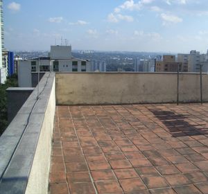 Image 19 - 852627