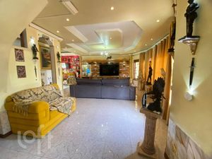 Image 8 - 852640