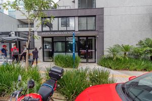 Image 60 - 852658