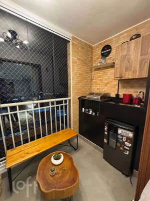 Image 3 - 852663