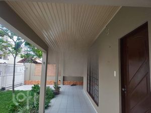 Image 3 - 852664