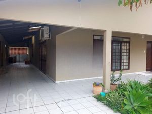 Image 17 - 852664