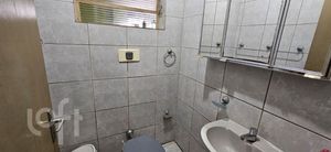 Image 9 - 852681