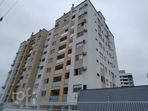 Image 19 - 852692