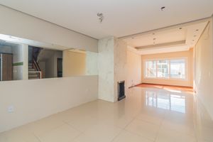 Image 4 - 852708