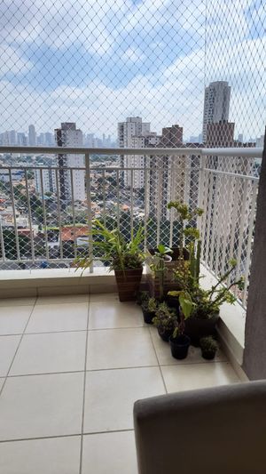 Image 1 - 852711