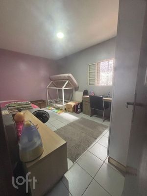 Image 8 - 852716
