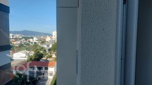 Image 6 - 852717