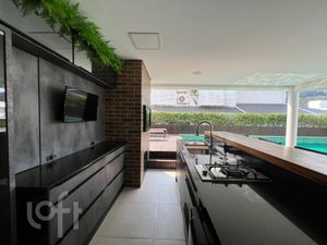 Image 26 - 852741