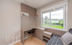 Image 18 - 852743