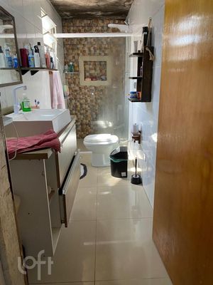 Image 11 - 852744