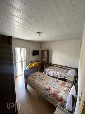 Image 6 - 852744
