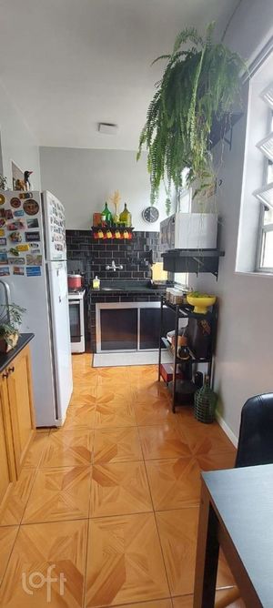 Image 1 - 852765