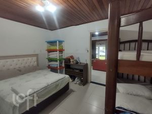 Image 10 - 852768