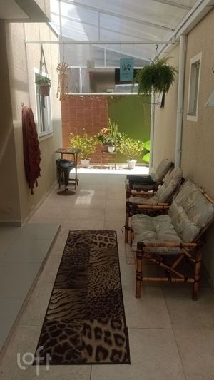 Image 1 - 852787