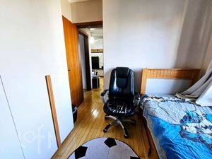 Image 9 - 852798