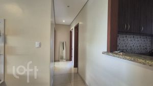 Image 8 - 852800