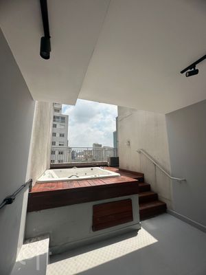 Image 9 - 852820