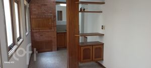 Image 8 - 852833